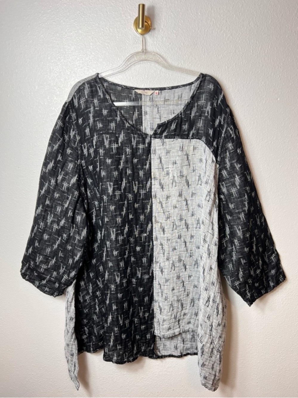 Cheyenne Asymmetrical Two-Tone 100% Linen Tunic Top 3X